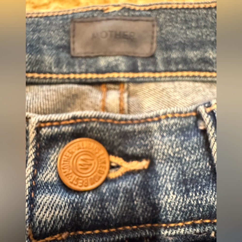 MOTHER Weekender Jeans - Picture 6 of 11